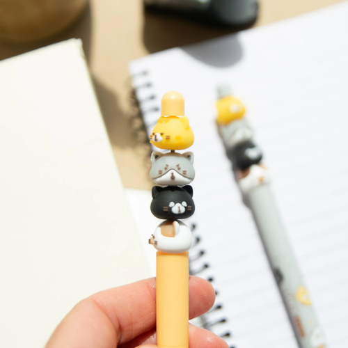 Lapicero de Gatitos Giratorios 😽💜